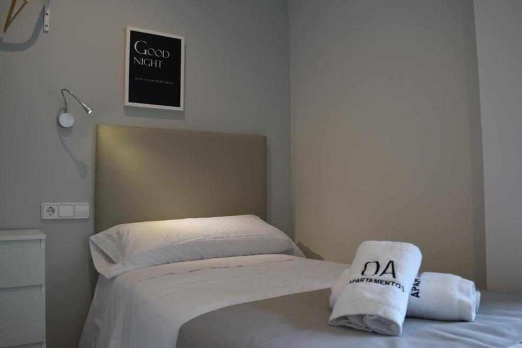 Apartamentos Ordesa 아인사 객실 사진